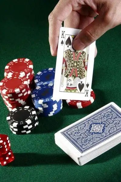 phtaya com Casino live dealer table games on mobile Philippines